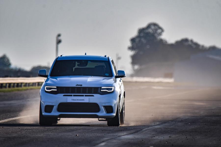  Jeep Grand Cherokee Trackhawk (WK2) 2019 года  (ZA) (фото 5 из 40)
